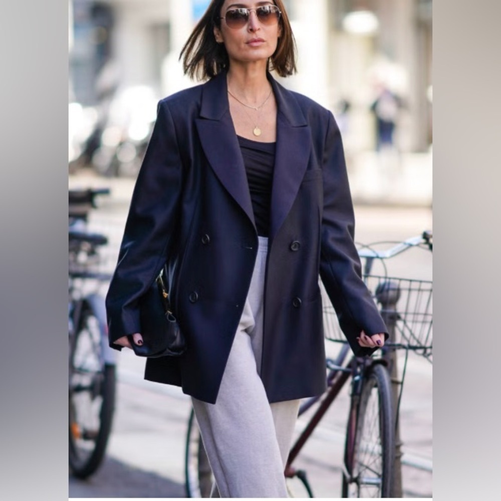 5. 🛍️Shop the Look - includes outift pieces and accessories!